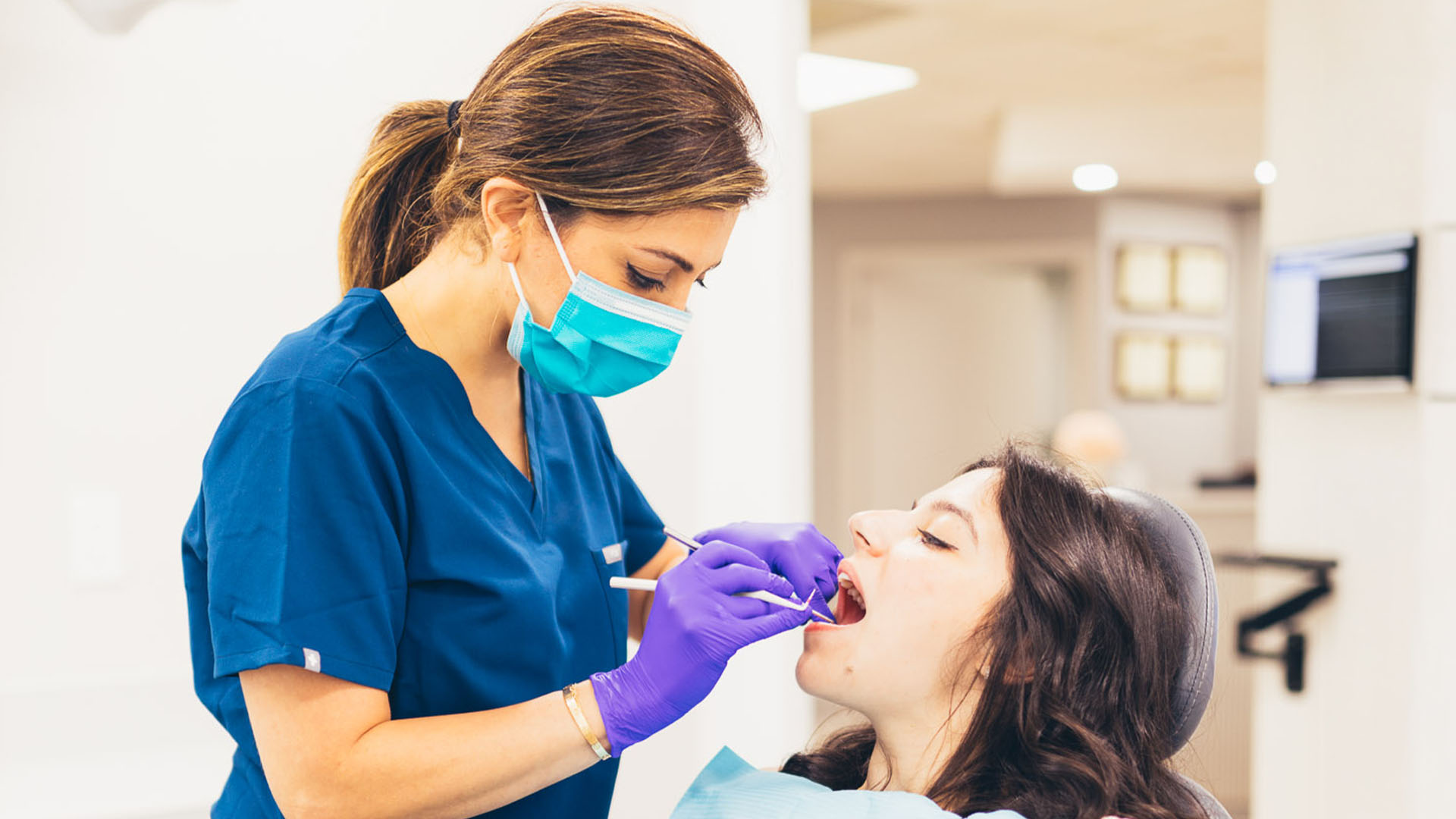 Liv Endodontics dentist working on a patient.